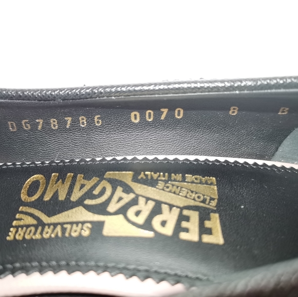 Authentic Salvatore Ferragamo - Picture 10 of 10